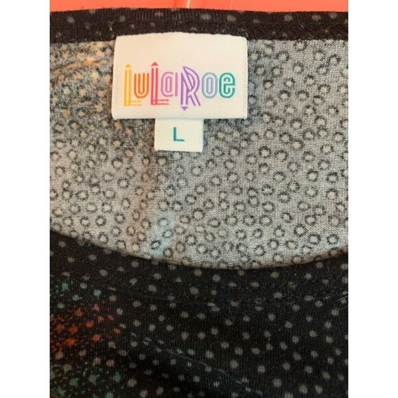 LulaRoe L Black Dot Galazy Print Crew Neck Step-Hem fitted 1/2 Sleeve Top - Picture 6 of 6